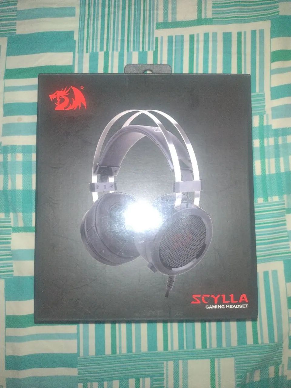 Headset redragon Scylla usado 