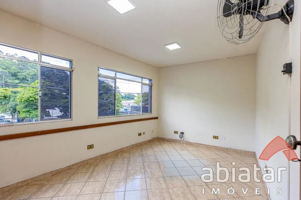 Salas comerciais para locação no Centro de Taboão da Serra/SP