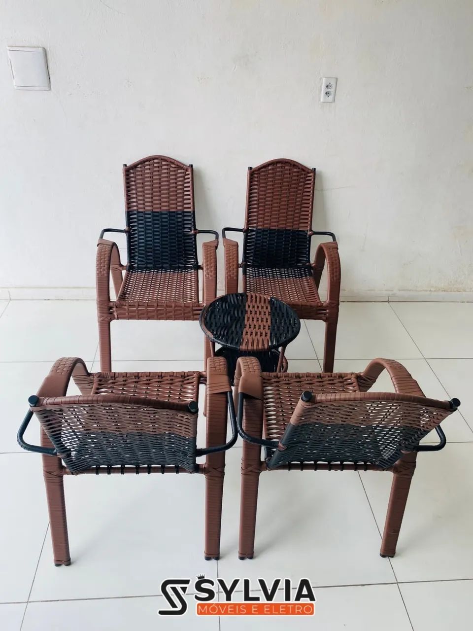 Conjunto de área com fibra e ferro 