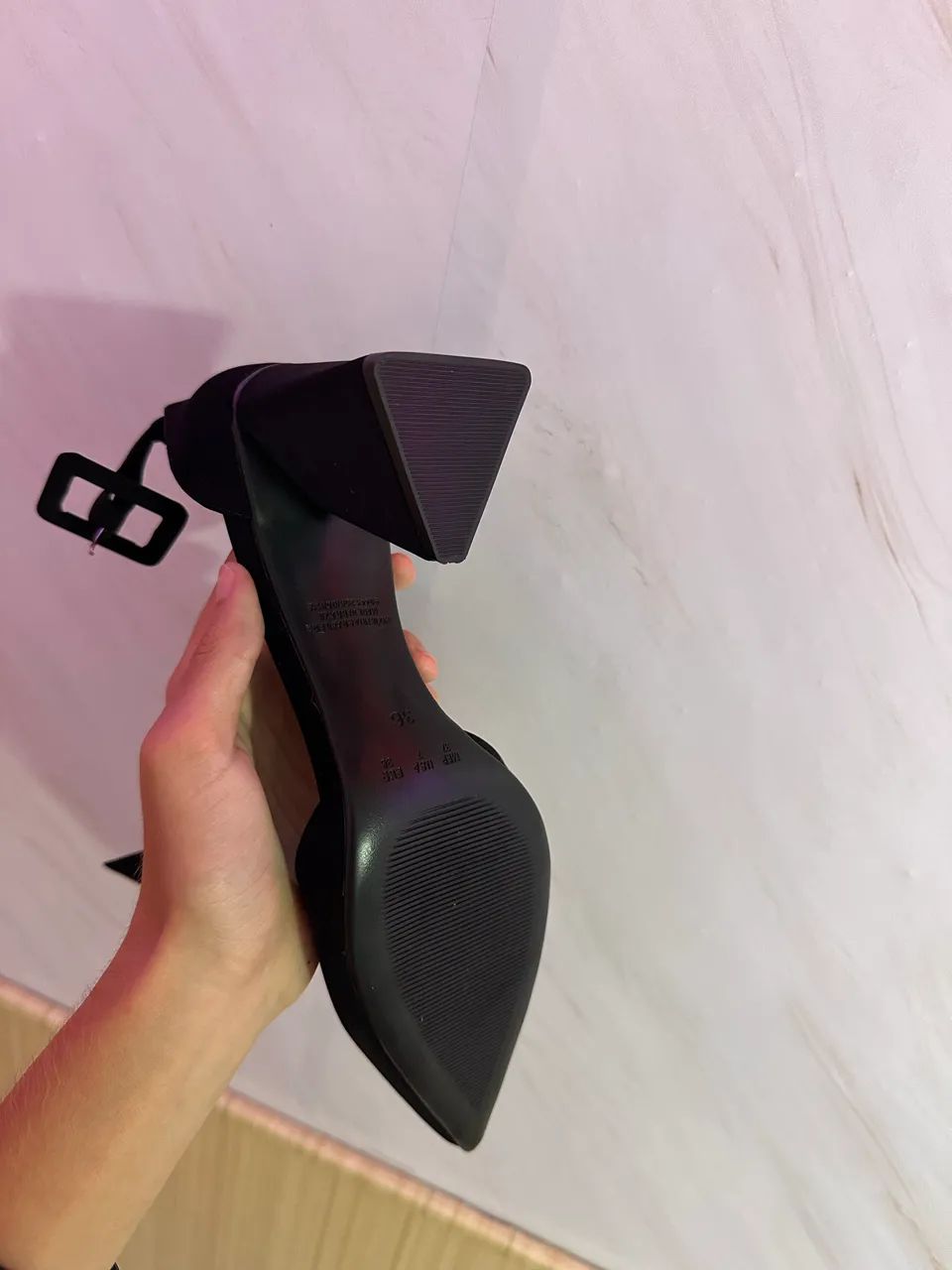 scarpin bebecê slingback preto - Foto 4