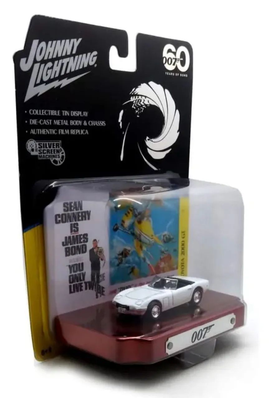 Miniatura Diorama 007 Toyota 2000GT Com 007 Só Se Vive Duas Vezes