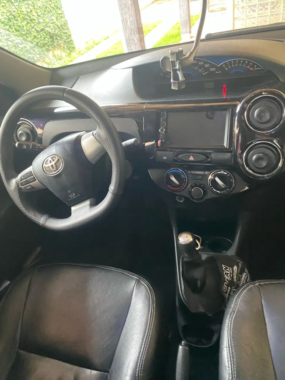 Toyota Etios ETIOS XLS Sedan 1.5 Flex 16V 4p Mec. 2014