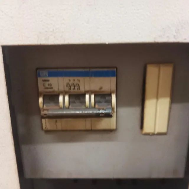 Vendo transmissor de ondas médias AM - Foto 3