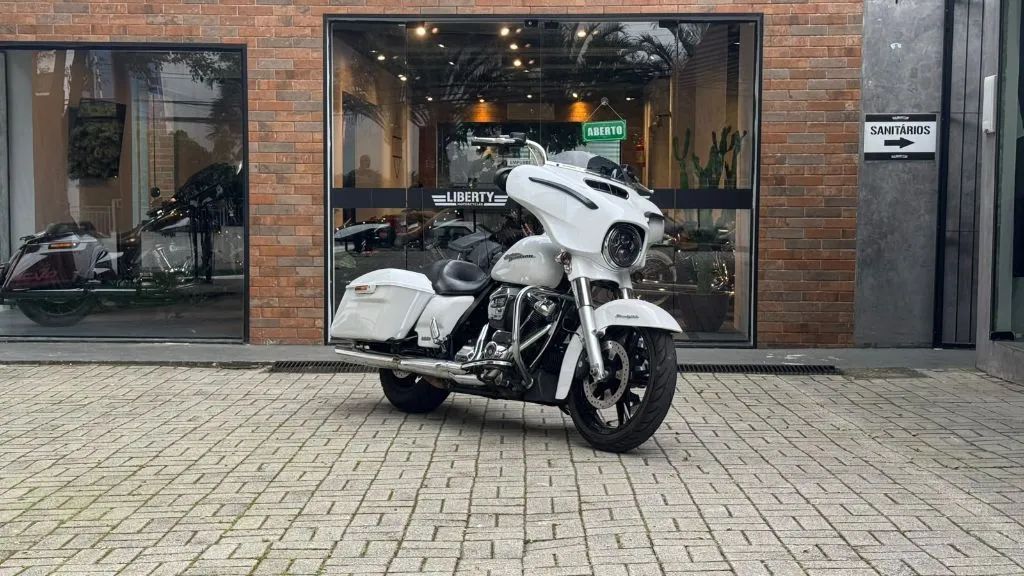 STREET GLIDE SPECIAL FLHXS - Foto 2