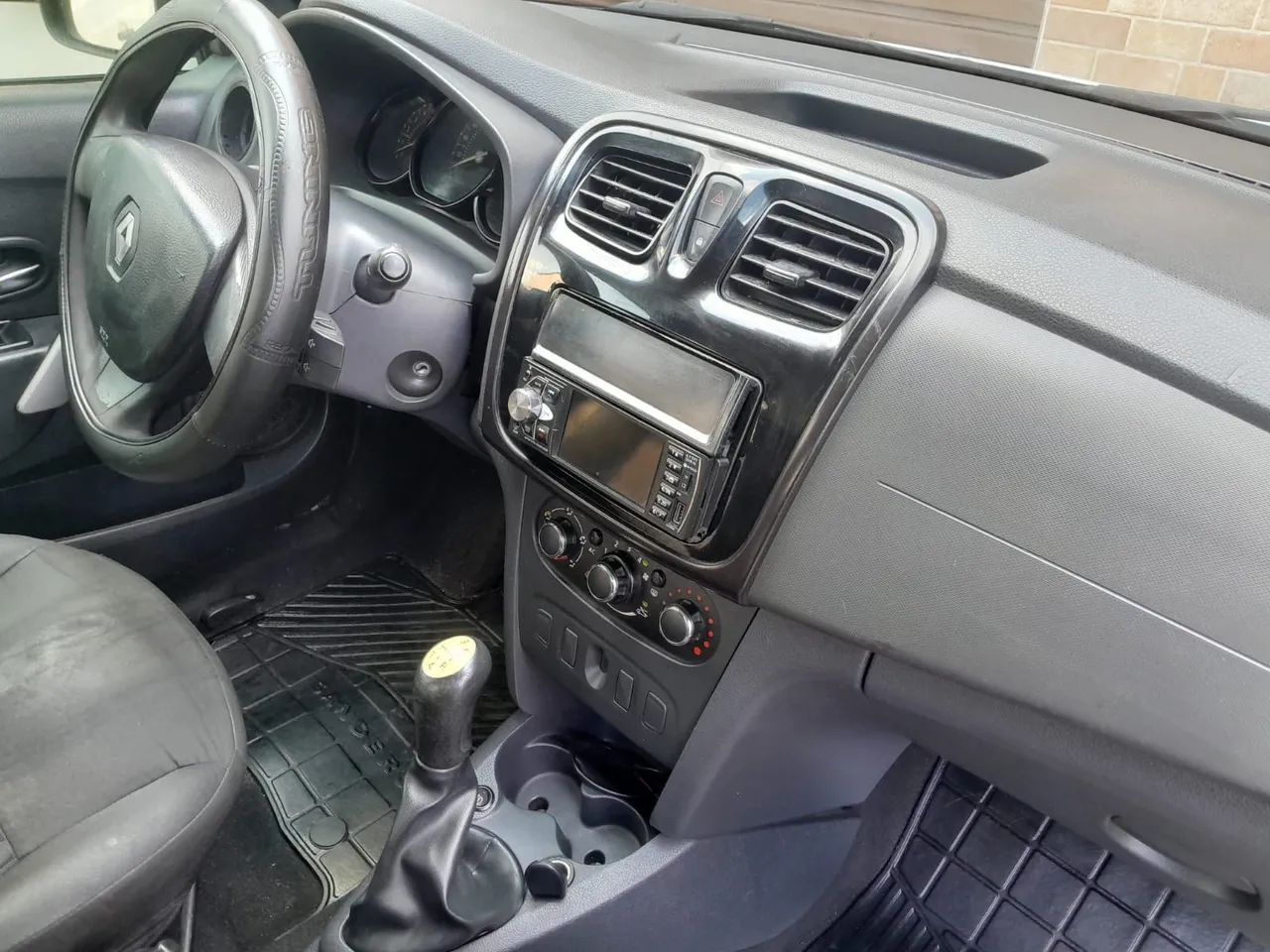 Renault Sandero Expression Hi-power 1.0 16V 5P 2015 - Foto 12