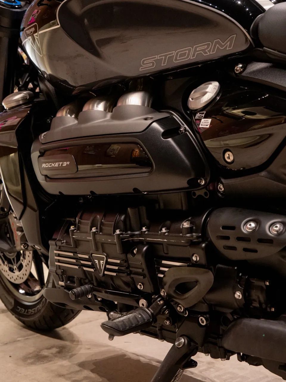 TRIUMPH ROCKET 3 STORM R 2025 - Foto 5