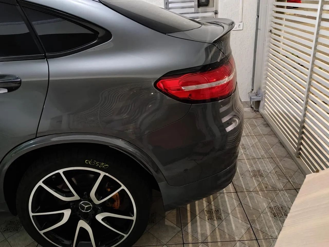 Mercedes-Benz Glc43 2019 photo 2