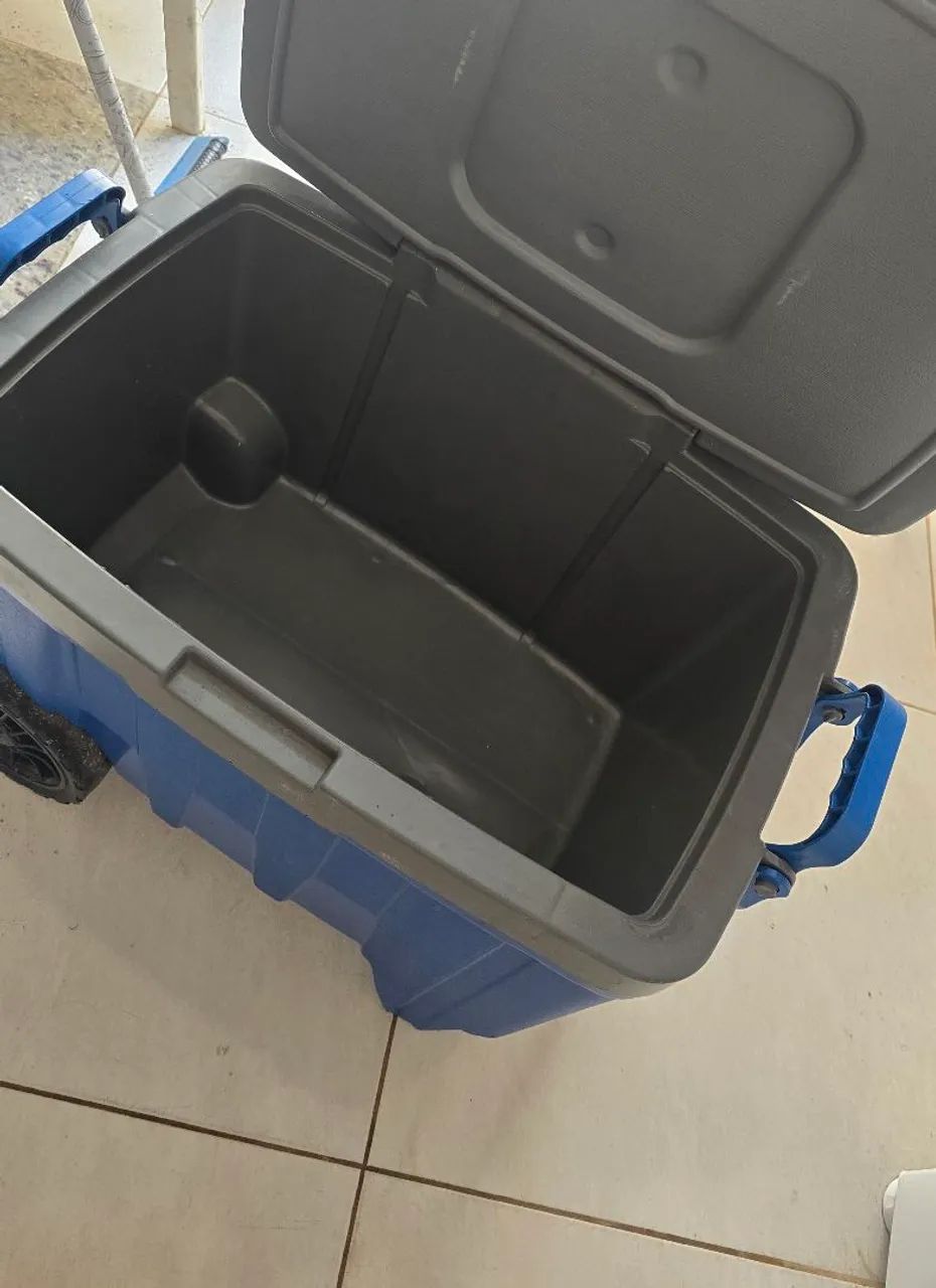 Cooler Com Rodinhas e  Alça Transporte | 54L - Foto 2