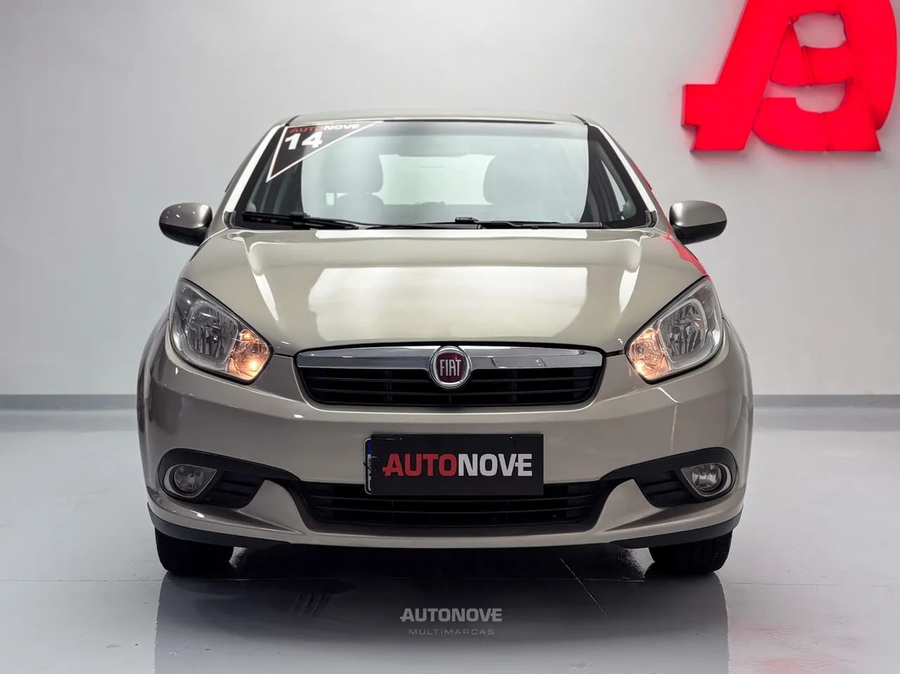 Fiat Grand Siena ATTRAC. 1.4 EVO F.Flex 8V, foto 2 de 15