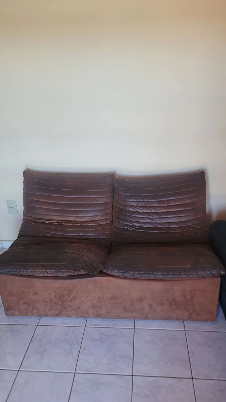 SOFÁ 2 LUGARES MARROM 