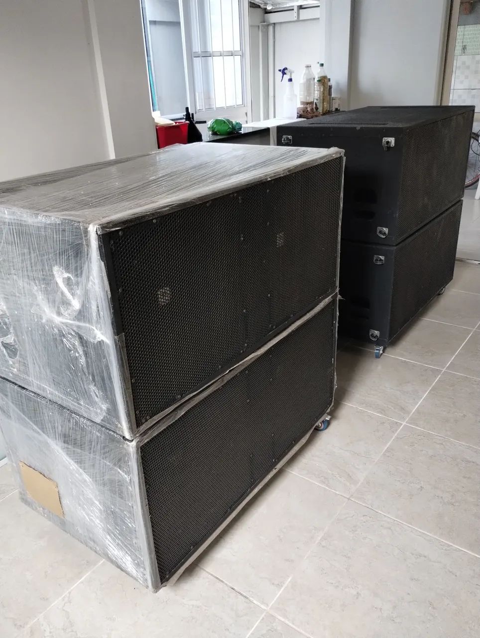 Gabinete completo sub graves,falantes 18polegas 1