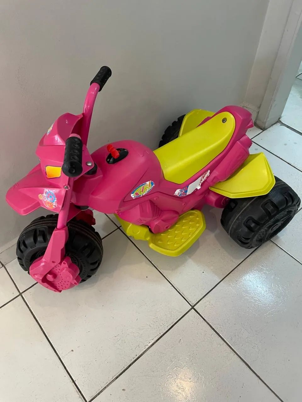 Moto eletrica infantil