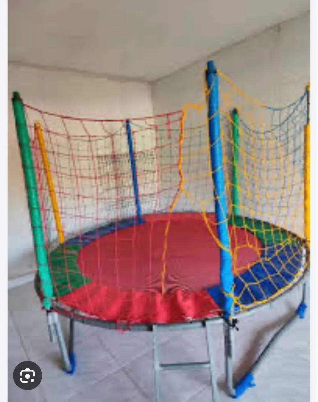 Cama elástica, pula pula 