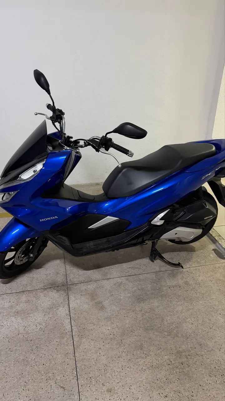 Vendo pcx 2022 com 8 mil km rodados - Foto 2
