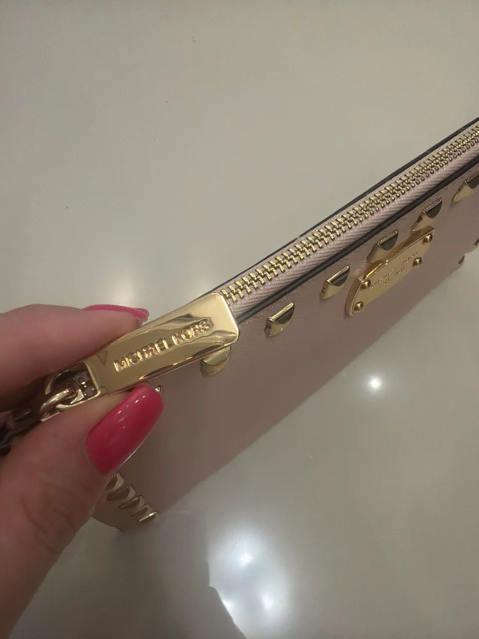 Bolsa Carteira Michael Kors Original Rosa com Spikes - Nova - Foto 3