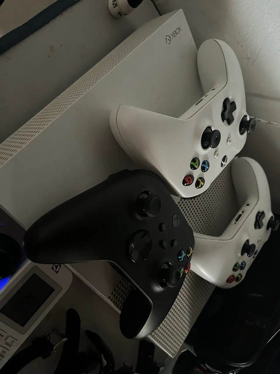 Xbox one com 3 controles