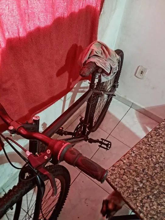 Bicicleta aro 29 com marcha - Foto 2