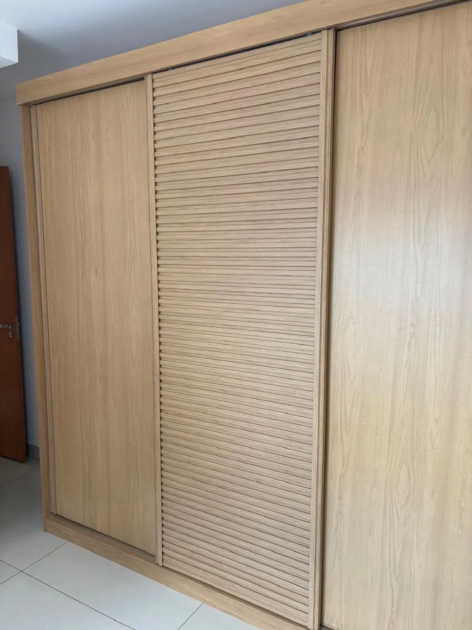 Guarda roupa casal 