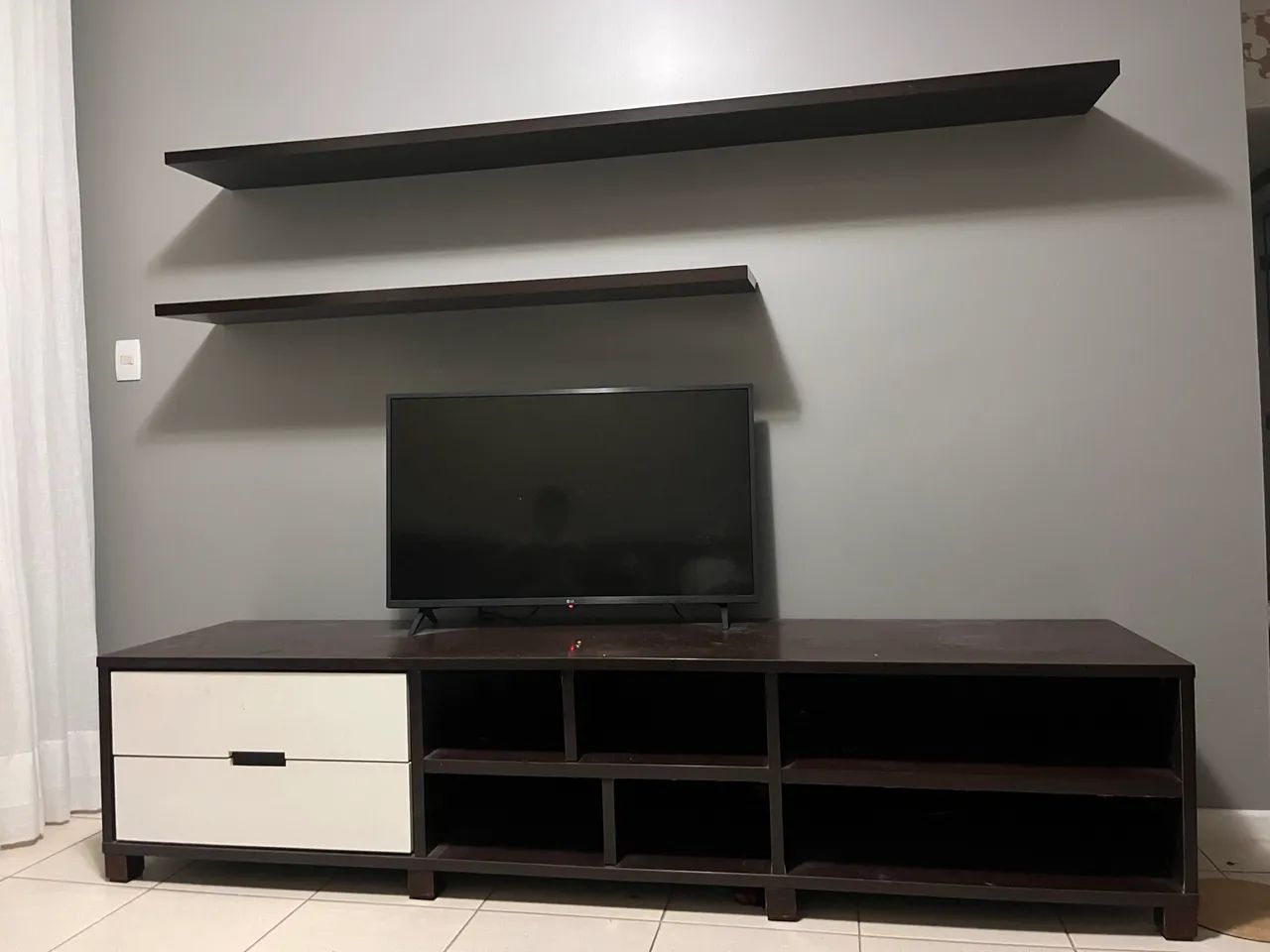 VENDO RACK COM PRATELEIRAS  - Foto 4