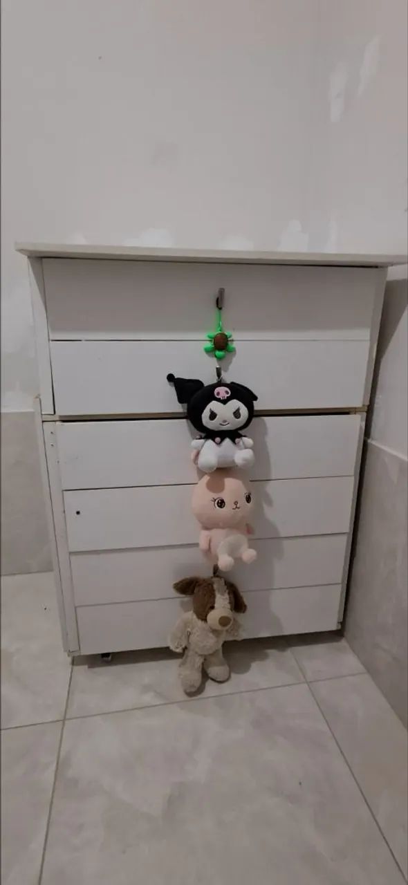Cômoda com 6 gavetas