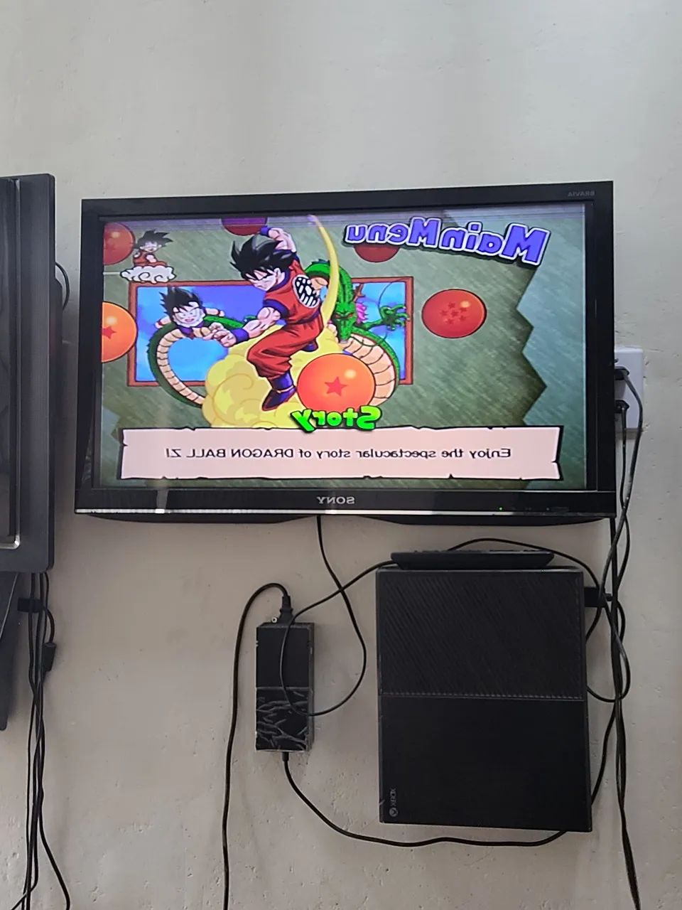 Tv sony 32 polegadas ( linhas na parte superior )