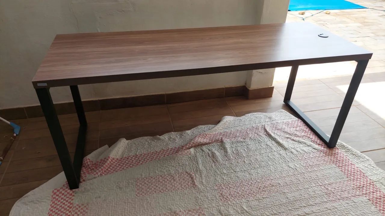 Escrivaninha em estado de nova  - Foto 4