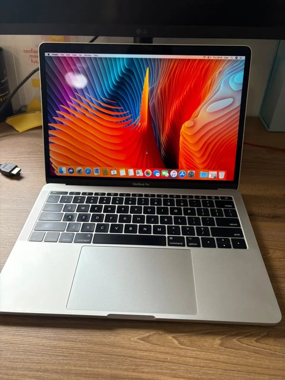 Apple MacBook Pro (13 polegadas, 2017, duas portas Thunderbolt 3) 250 GB