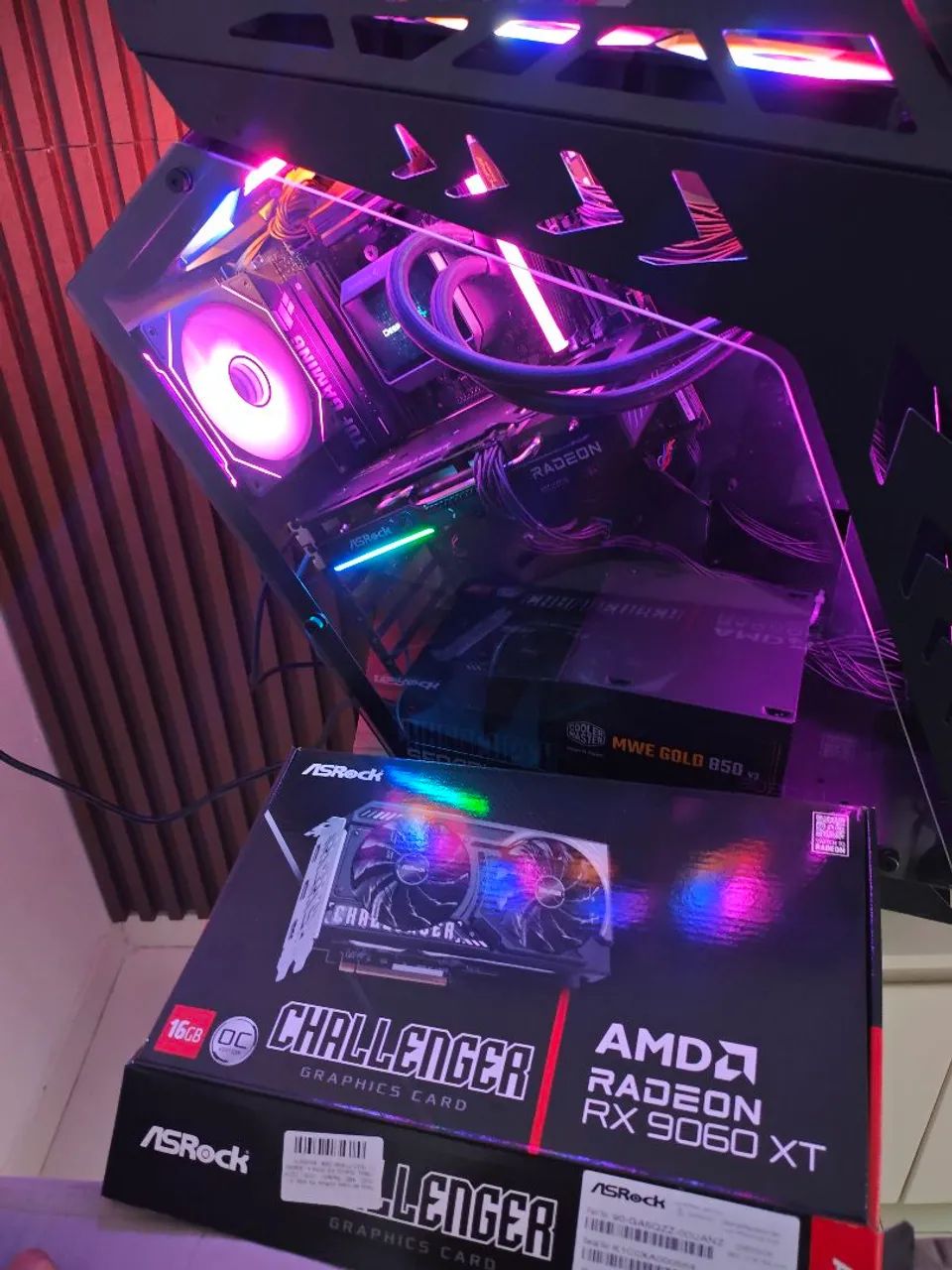RX 9060XT 16GB - Foto 3