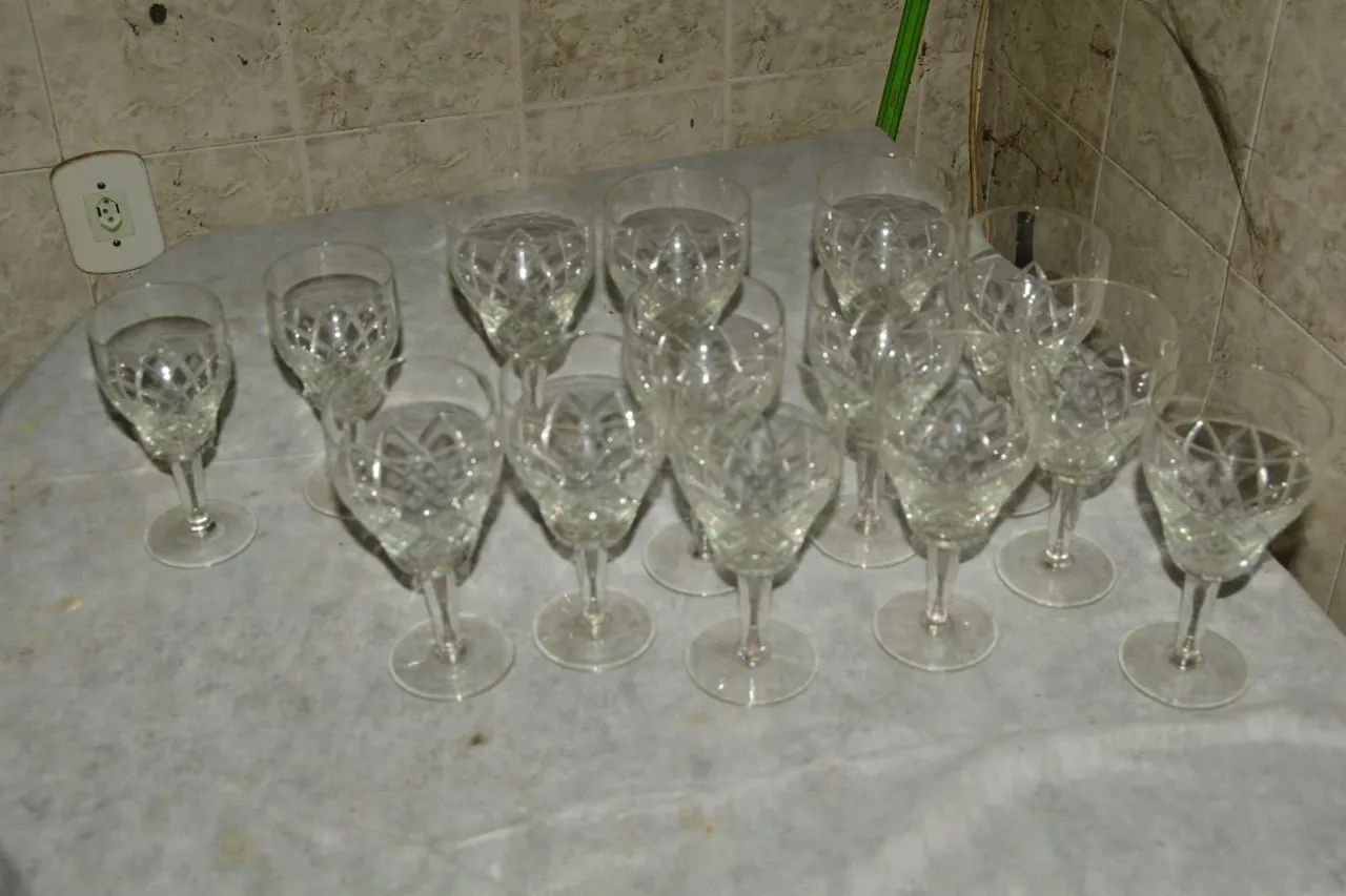 Taças de cristal nacional da década de 60. - Foto 3
