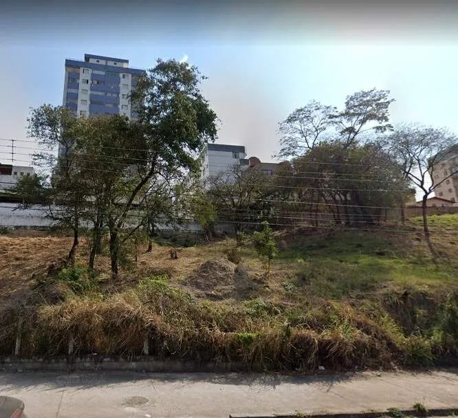 Lote 639 m² no bairro Castelo. - Foto 5