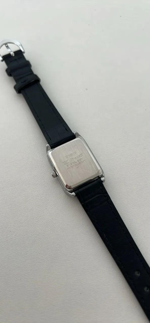 Relógio Casio Clássico LTP-V007 - Estilo Retangular Elegante (Estilo Tank) - Foto 2