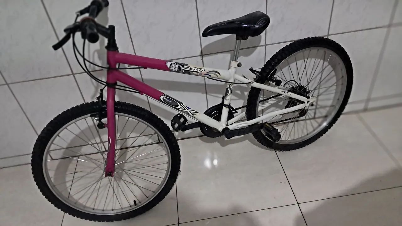 Bicicleta Aro 24 bem conservada só pegar e andar - Foto 5