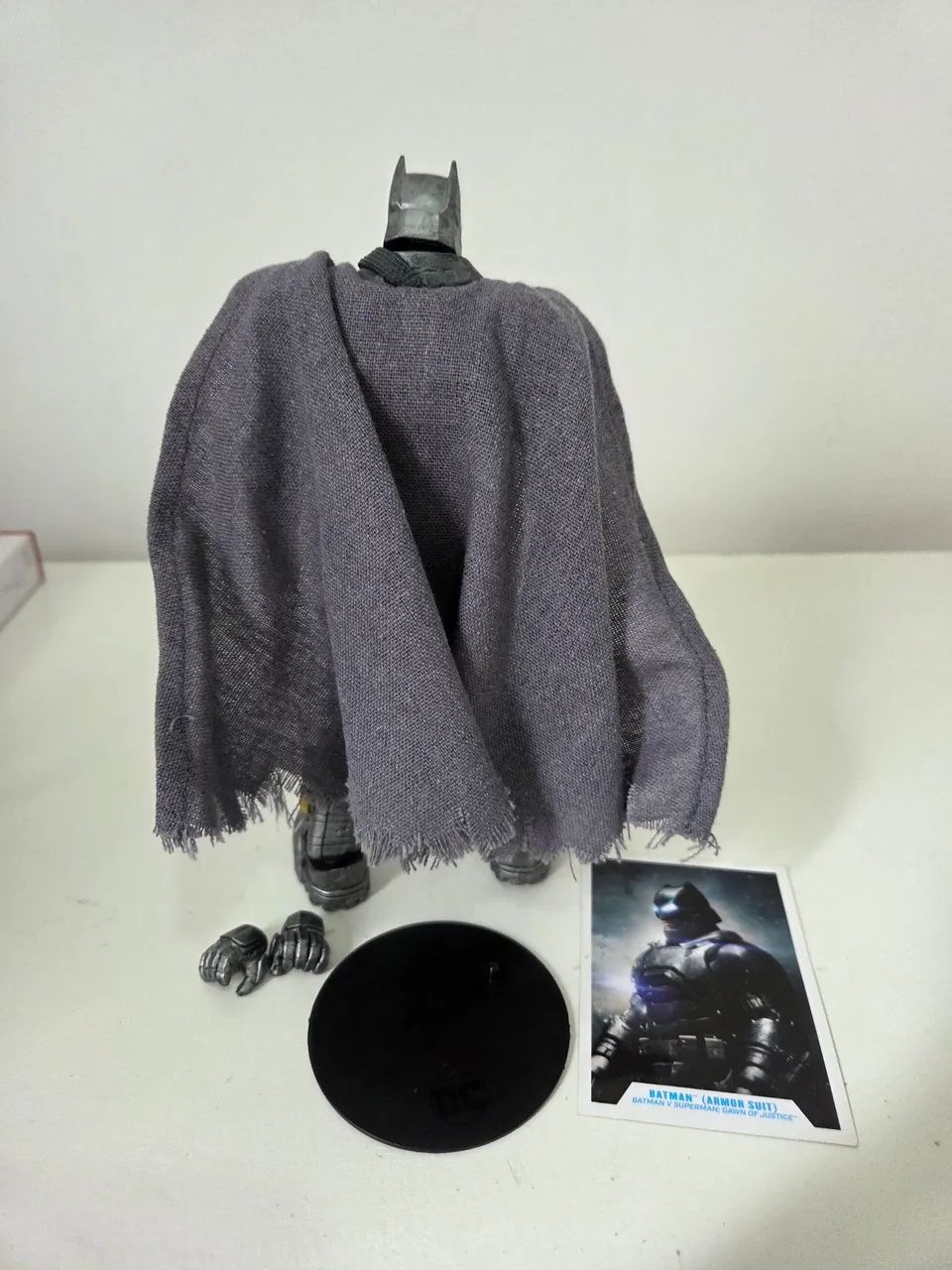 Armor Suit Batman V Superman DC Mcfarlane Toys Multiverse - Foto 4