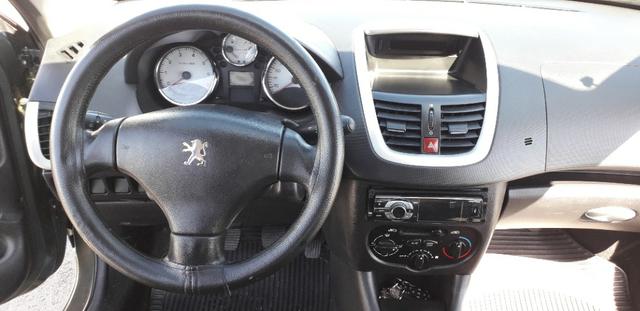 Peugeot 207 - Foto 10