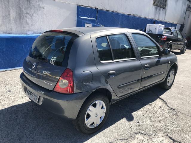 Clio 1.0 2010 - Foto 9