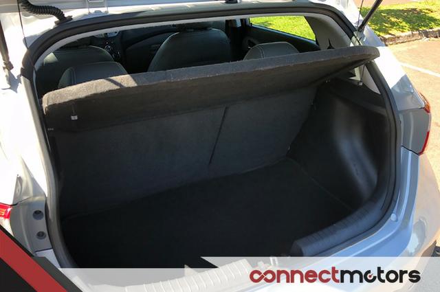 Hyundai HB20X Premium - 2014 - Foto 8
