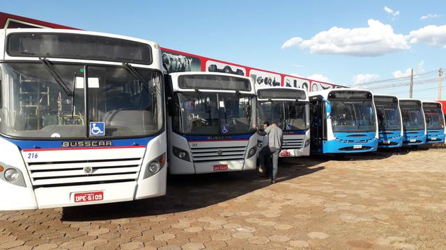 Ônibus curto - Foto 4