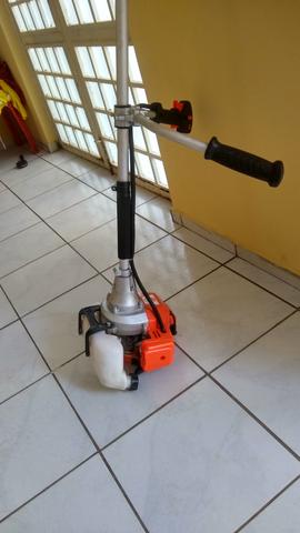 Roçadeira Á Gasolina