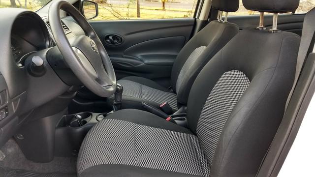 Nissan Versa 1.0 12V flex (todas revisões em concessionária) 2016 - Foto 13