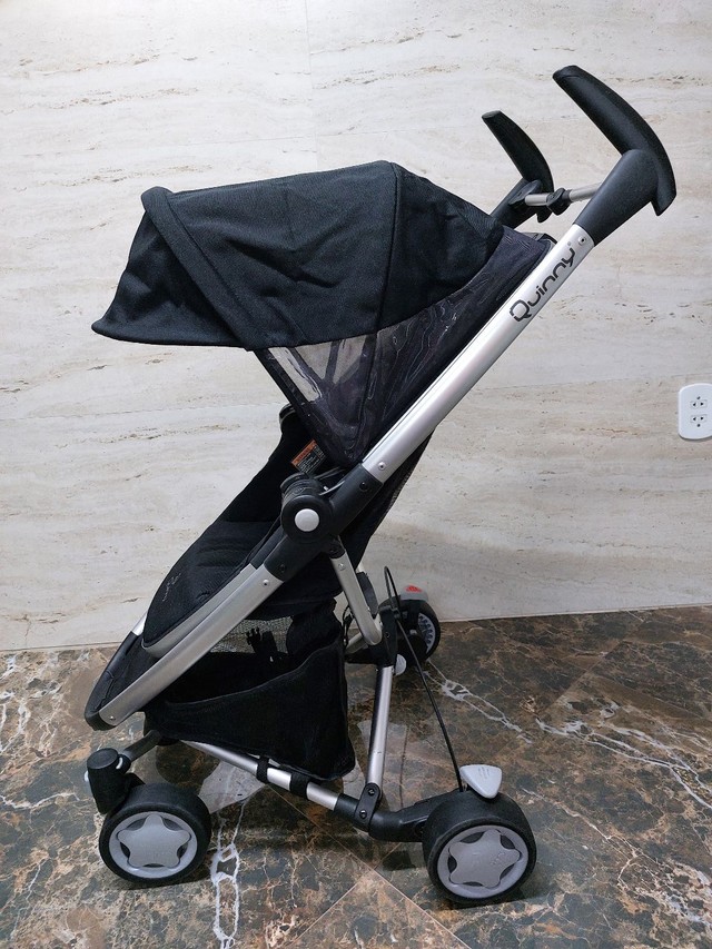 Carrinho de bebê Quinny Zapp Xtra 