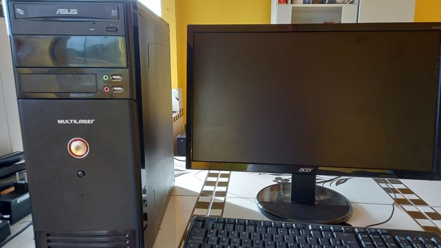 CPU Multilaser e Monitor Led  21,5" Acer 