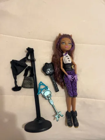 Monster High Doll, Clawdeen Wolf com Acessórios e Cão de Estimação, Bo