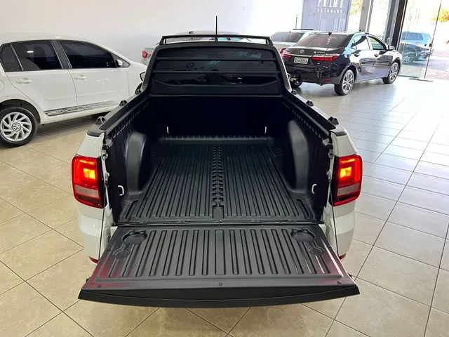 Comprar Picape Volkswagen Saveiro 1.6 G7 Cabine Dupla Cross Flex Variadas  2023 em Bauru-SP