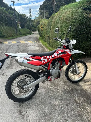 SWM 300 e 500! Moto de TRILHA que emplaca! 