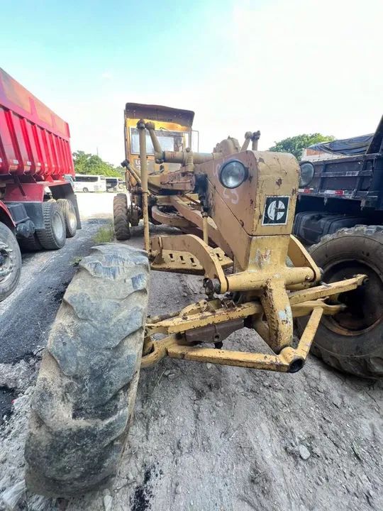 Catepillar 120 b ano 86 - Foto 2