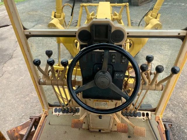 MOTONIVELADORA CATERPILLAR 120H - Foto 5
