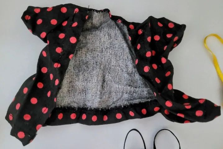 3 roupas conjuntos da Barbie feitas a mão - VER DESCRIÇÃO - Foto 3