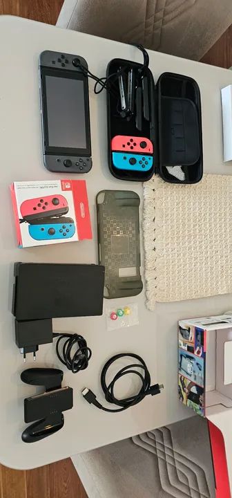 Nintendo Switch 2 + Controles Extra + Fifa 18 + Acessórios - Foto 2