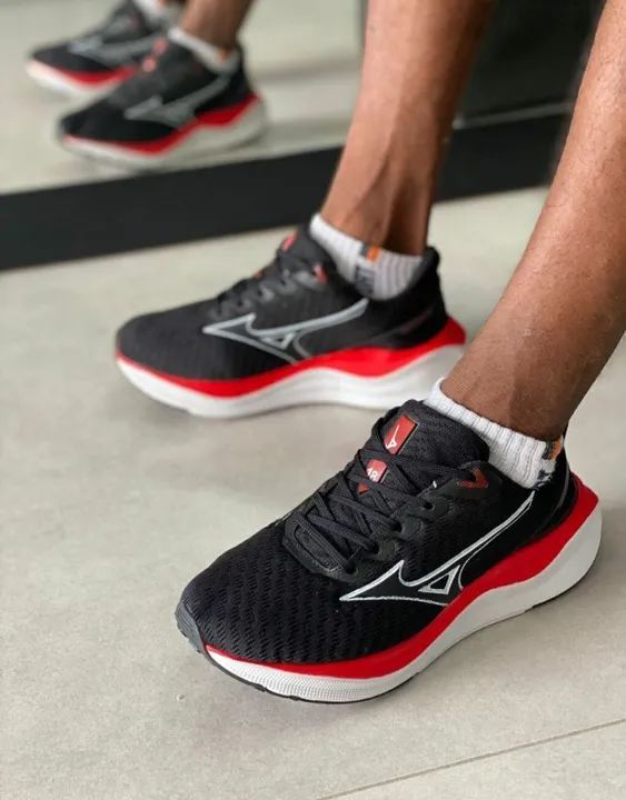 Tênis ? Mizuno lançamento 2025 - Foto 3