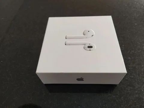 AirPods 2
